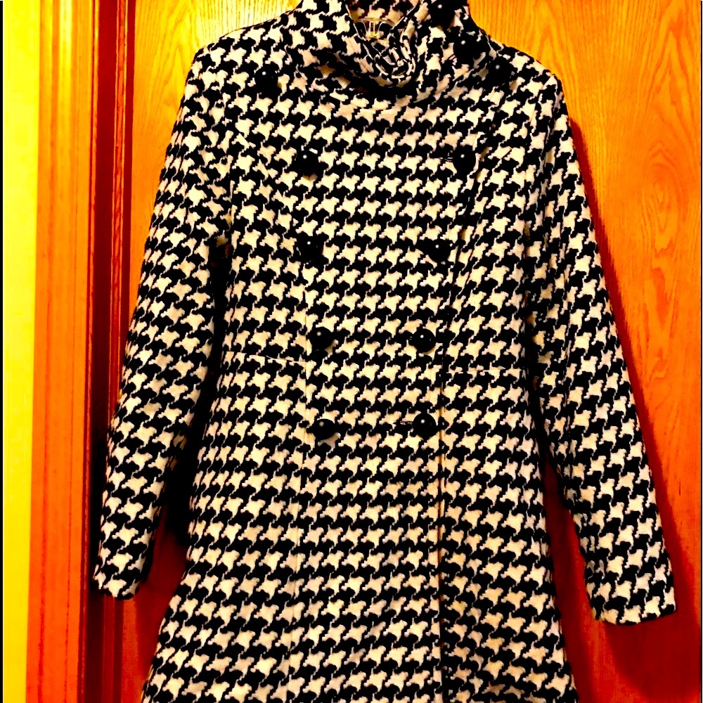 RARE Snidel size 0 stand collar black white button up houndstooth pea coat EUC